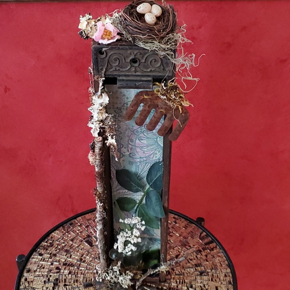 Antique shadow garden box